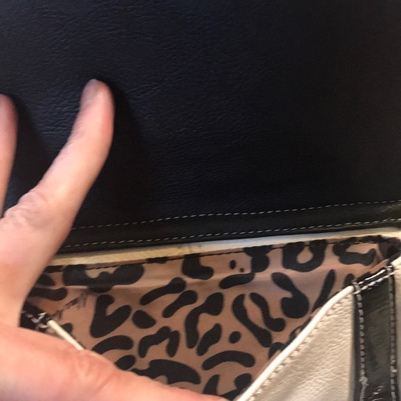 Nine West Shoulder Bag - Picture 2 of 8